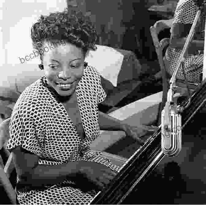 Mary Lou Williams Playing The Piano Soul On Soul: The Life And Music Of Mary Lou Williams (Music In American Life)